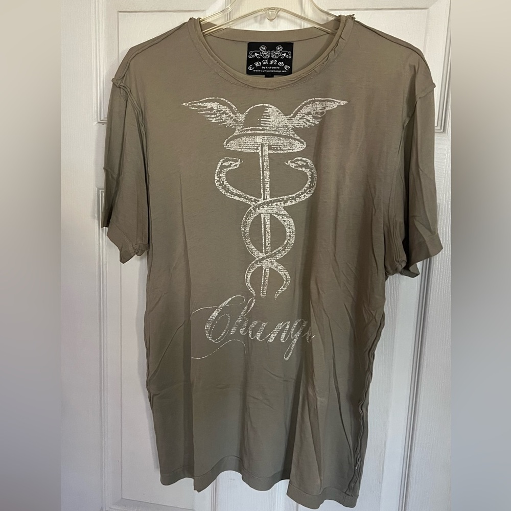 Men’s Grey Graphic T-shirt, size Large